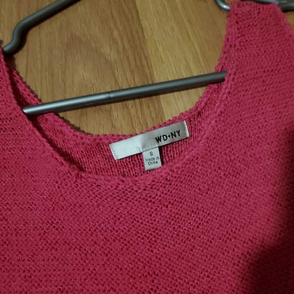 WD.NY Pink Top - Picture 3 of 7